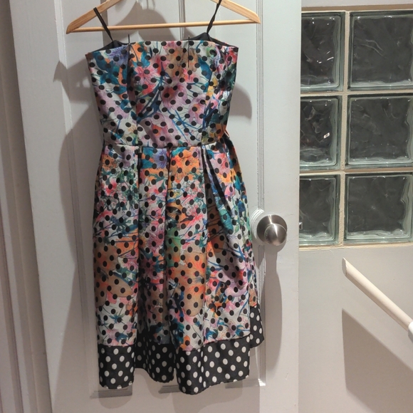 Strapless Floral Cocktail Dress from Anthropologie, size 2 - Picture 1 of 7